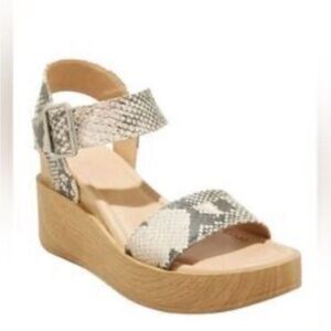 universal threads snake print wedges